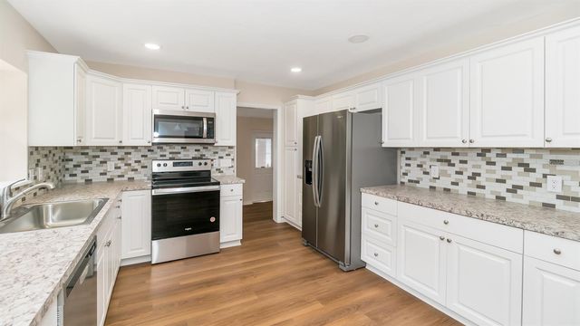 1011 S 66TH STREET, Tampa, FL 33619