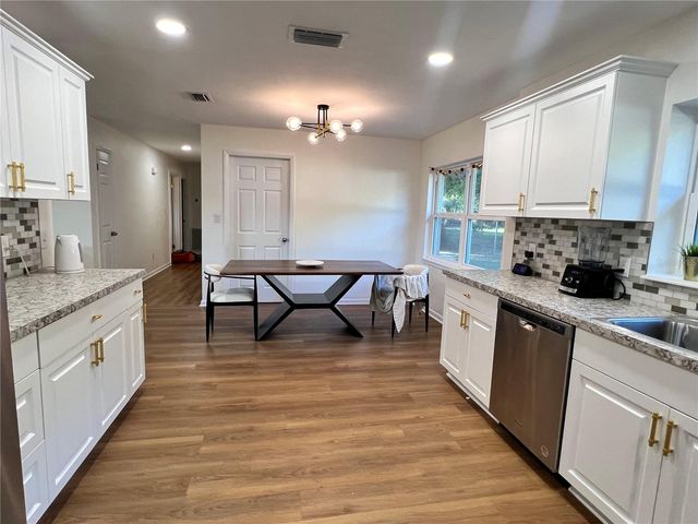 1011 S 66TH STREET, Tampa, FL 33619