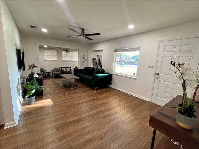 1011 S 66TH STREET, Tampa, FL 33619