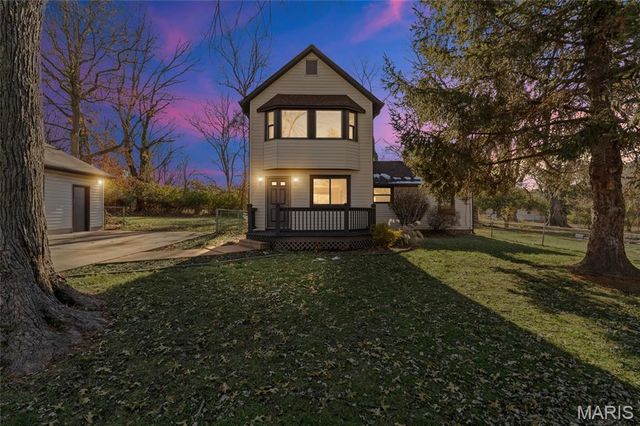 11354 Oak Avenue, Bridgeton, MO 63044