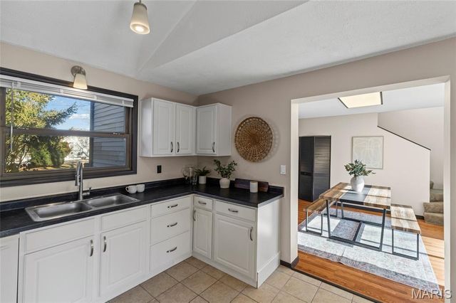 11354 Oak Avenue, Bridgeton, MO 63044