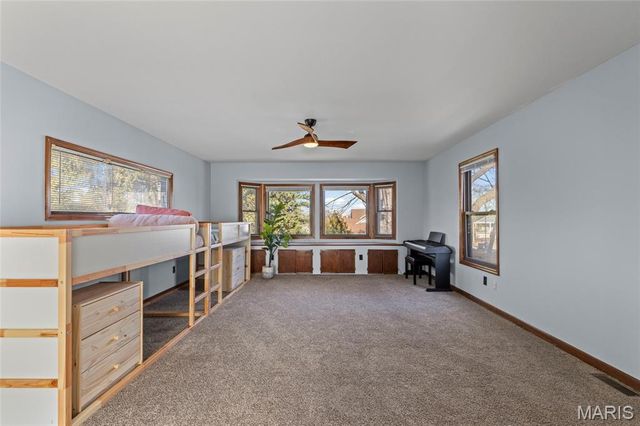 11354 Oak Avenue, Bridgeton, MO 63044