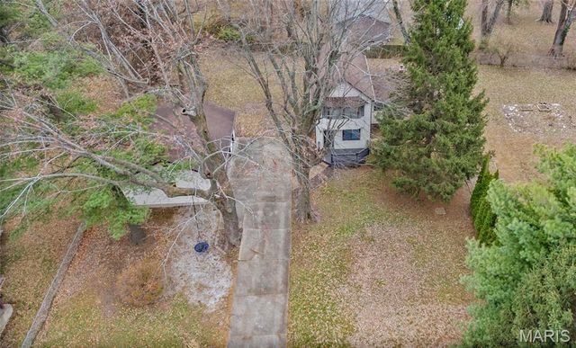 11354 Oak Avenue, Bridgeton, MO 63044