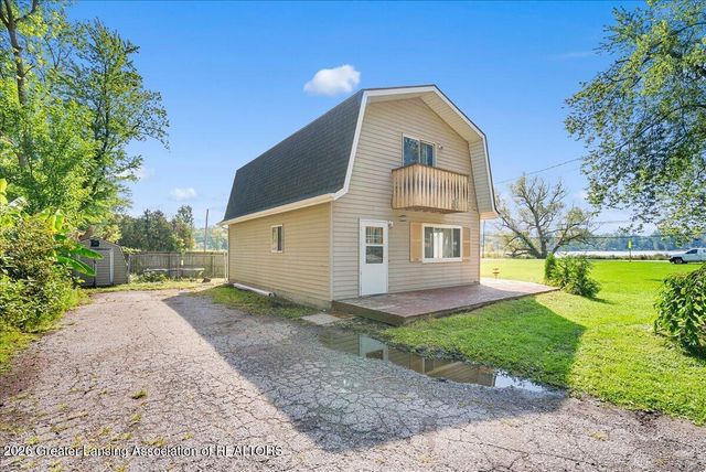 15337 Rickard Lane, Bath, MI 48808