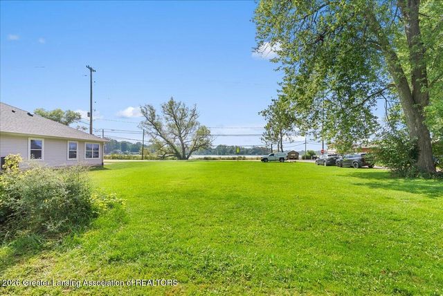 15337 Rickard Lane, Bath, MI 48808