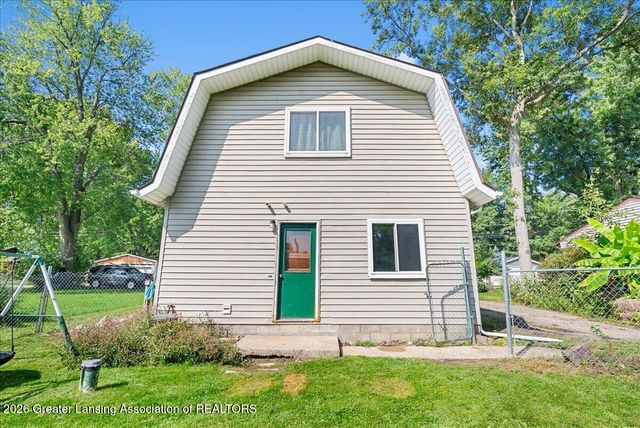15337 Rickard Lane, Bath, MI 48808