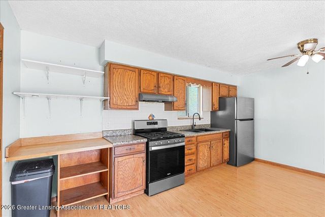 15337 Rickard Lane, Bath, MI 48808