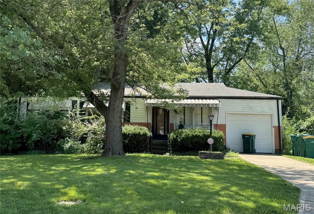 728 Kelvin Drive, Bellefontaine Nghbrs, MO 63137