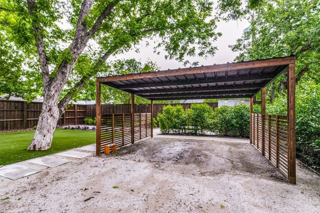 5411 Maple Springs Boulevard, Dallas, TX 75235