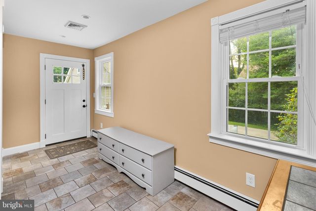 50 BURNSIDE AVE, Hamilton, NJ 08620