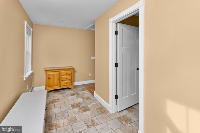 50 BURNSIDE AVE, Hamilton, NJ 08620