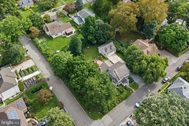 50 BURNSIDE AVE, Hamilton, NJ 08620