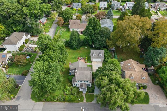50 BURNSIDE AVE, Hamilton, NJ 08620