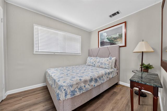 16713 Jamaica Beach Road, Jamaica Beach, TX 77554