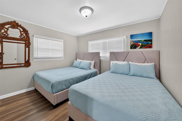 16713 Jamaica Beach Road, Jamaica Beach, TX 77554