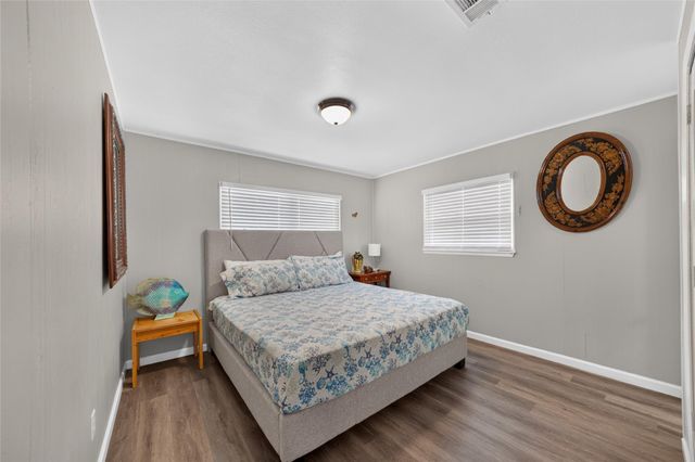 16713 Jamaica Beach Road, Jamaica Beach, TX 77554