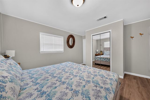 16713 Jamaica Beach Road, Jamaica Beach, TX 77554