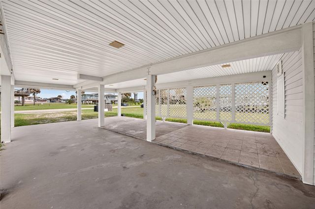 16713 Jamaica Beach Road, Jamaica Beach, TX 77554