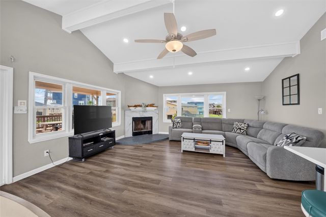 16713 Jamaica Beach Road, Jamaica Beach, TX 77554