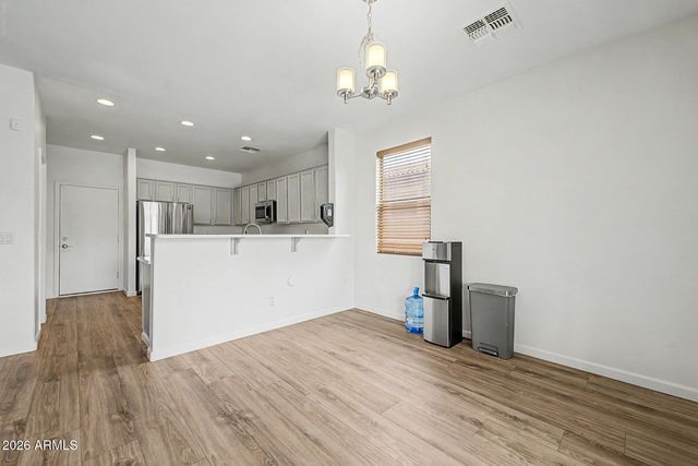 28536 N SUNSET Drive, San Tan Valley, AZ 85143