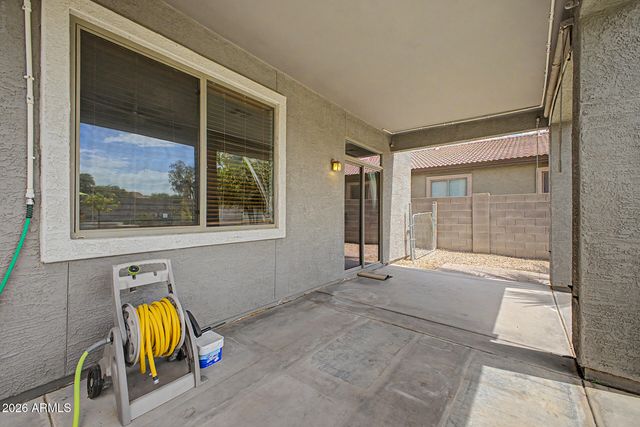 28536 N SUNSET Drive, San Tan Valley, AZ 85143