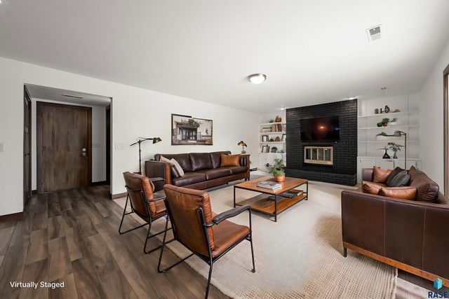 4500 S Tomar Rd Road, Sioux Falls, SD 57105