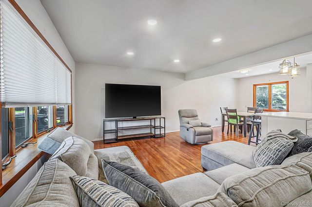 156 Wicks Road, Commack, NY 11725