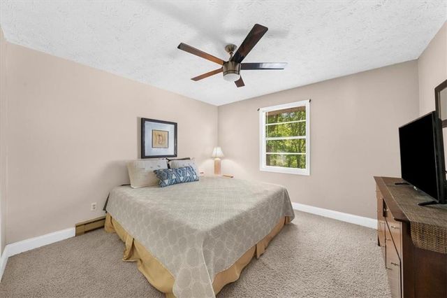 9670 Lee Circle, Gainesville, GA 30506