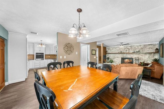 9670 Lee Circle, Gainesville, GA 30506