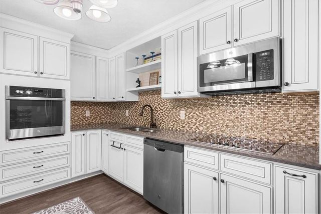 9670 Lee Circle, Gainesville, GA 30506