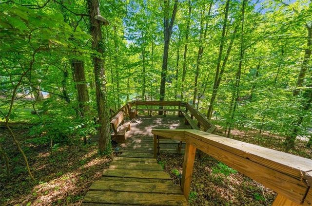 9670 Lee Circle, Gainesville, GA 30506