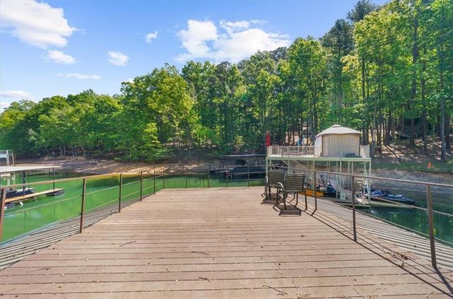 9670 Lee Circle, Gainesville, GA 30506