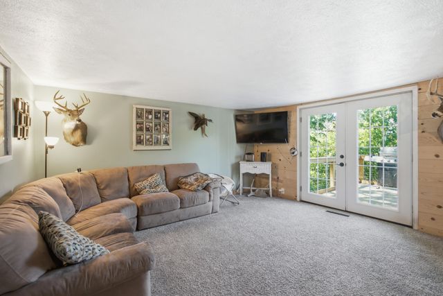 6973 Ackers Point Drive, Hope Twp, MI 49046