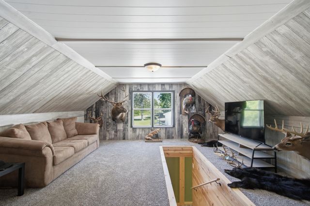 6973 Ackers Point Drive, Hope Twp, MI 49046