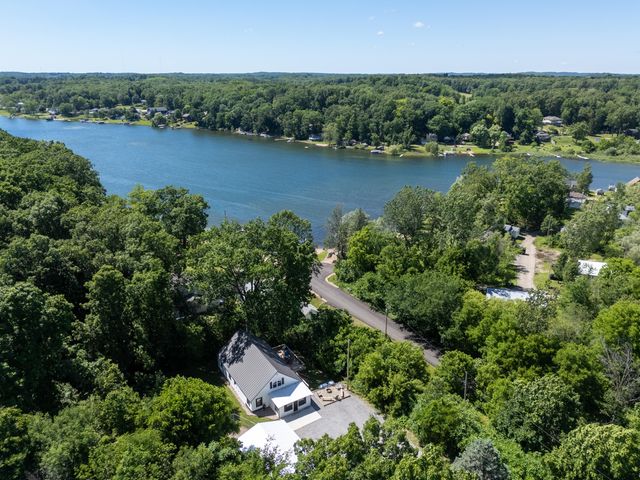 6973 Ackers Point Drive, Hope Twp, MI 49046