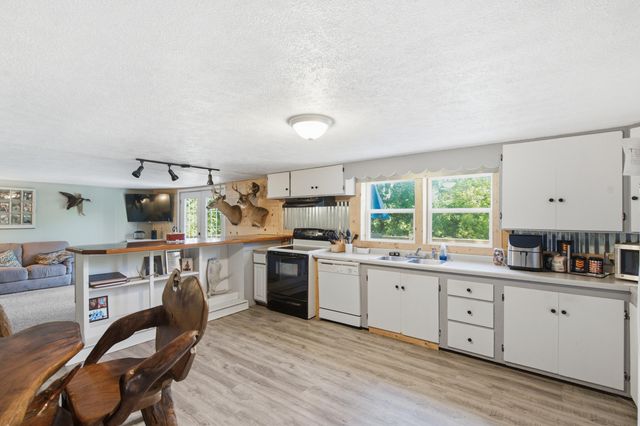 6973 Ackers Point Drive, Hope Twp, MI 49046