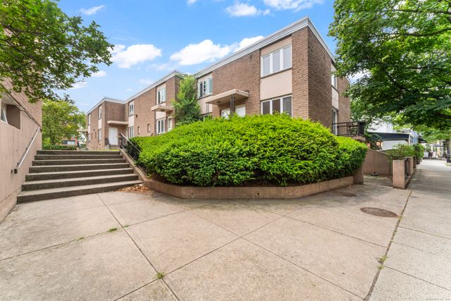 120 Wooster Street APT V, New Haven, CT 06511