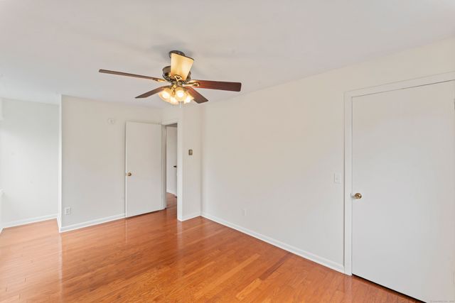 120 Wooster Street APT V, New Haven, CT 06511