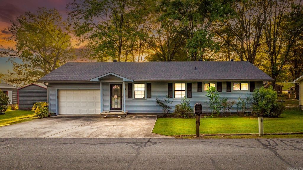 6 Roberts Drive, Mayflower, AR 72106