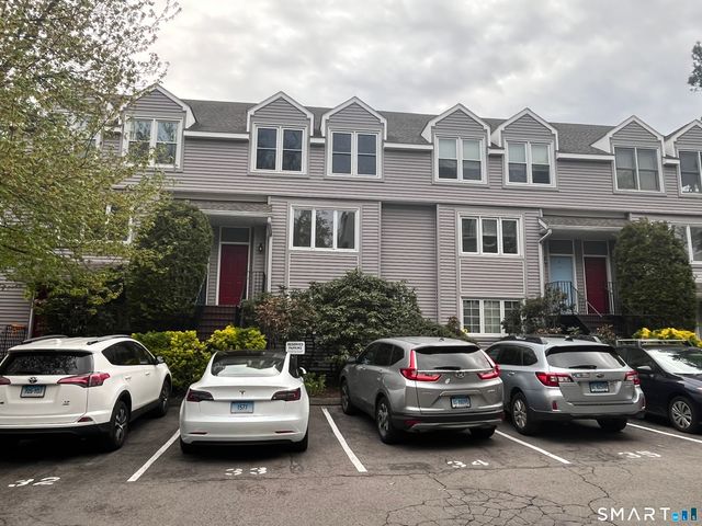 2700 Bedford Street O, Stamford, CT 06905