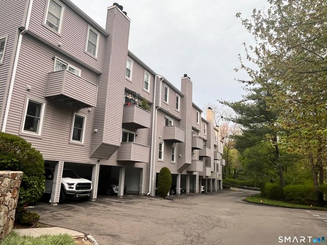 2700 Bedford Street O, Stamford, CT 06905