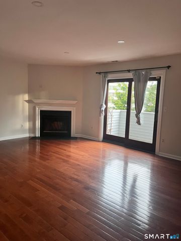2700 Bedford Street O, Stamford, CT 06905