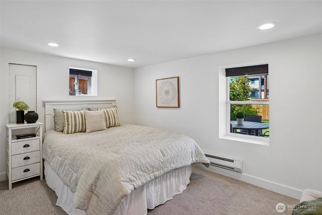 4323 15th Avenue S, Seattle, WA 98108