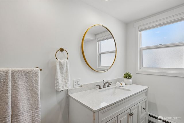 4323 15th Avenue S, Seattle, WA 98108