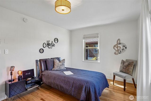 4323 15th Avenue S, Seattle, WA 98108