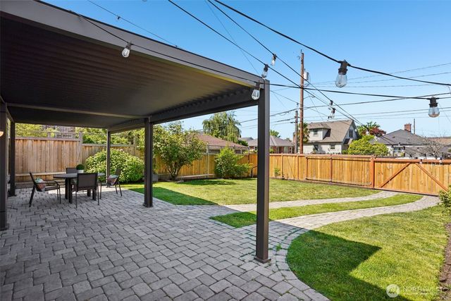 4323 15th Avenue S, Seattle, WA 98108
