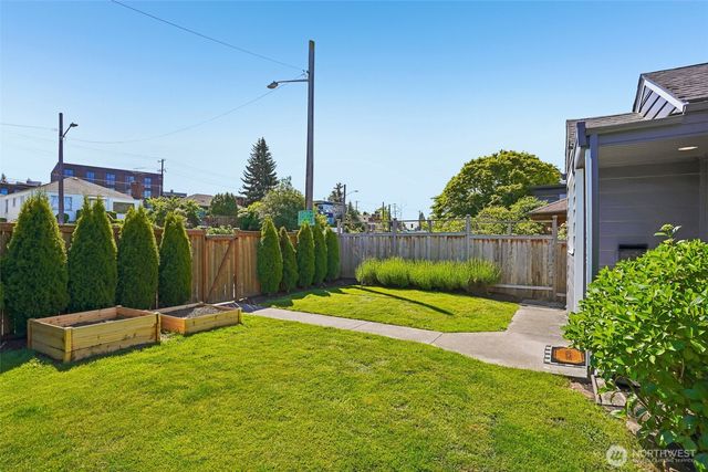 4323 15th Avenue S, Seattle, WA 98108