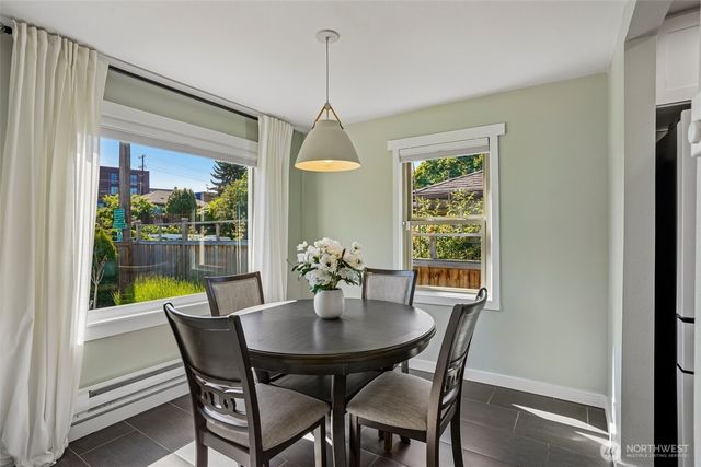 4323 15th Avenue S, Seattle, WA 98108