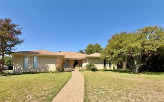 8405 Lullwater Drive, Dallas, TX 75218