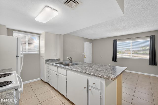 860 E BROWN Road 67, Mesa, AZ 85203